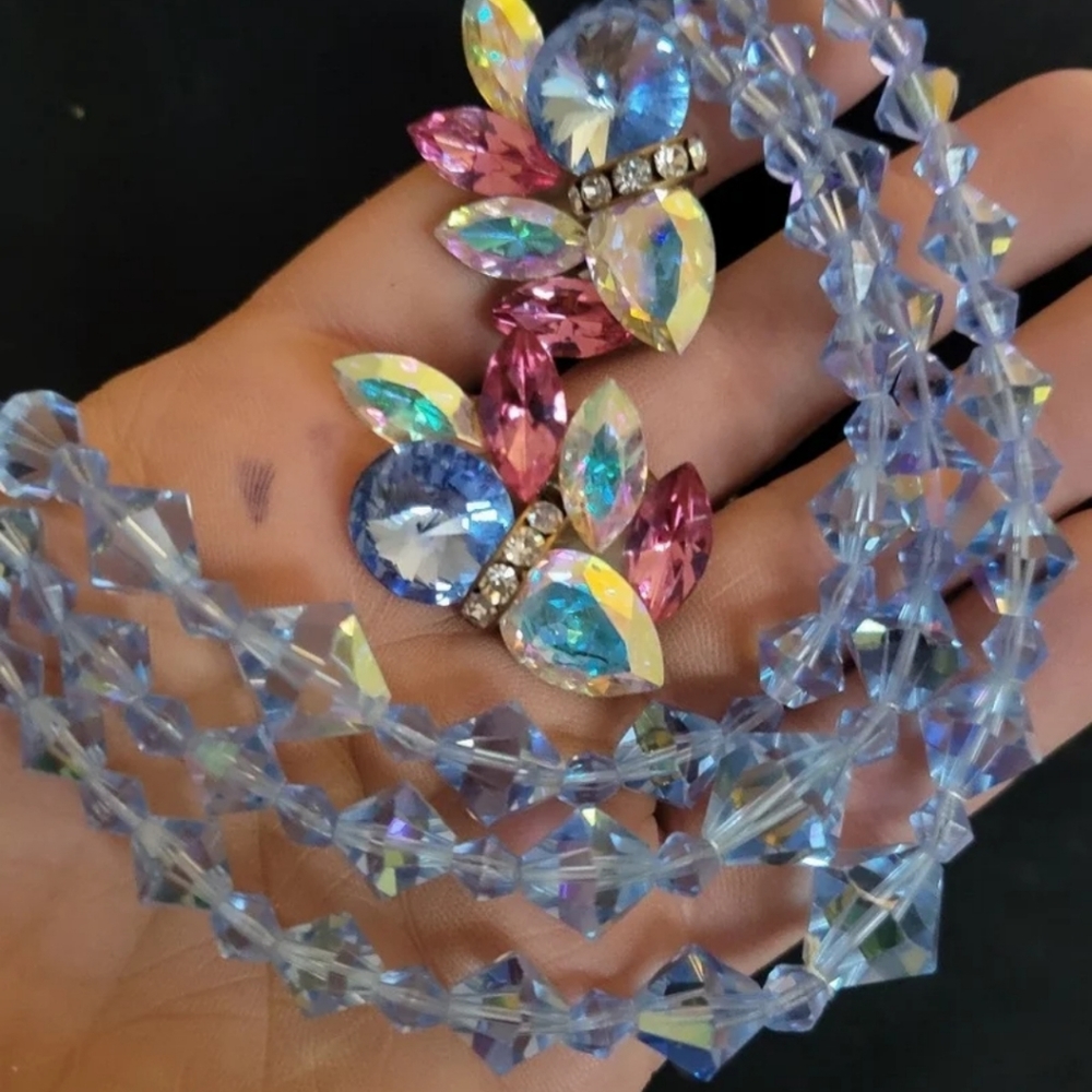 AMAZING swarovski crystal 1.5" large clip on earrings vintage crystal necklace